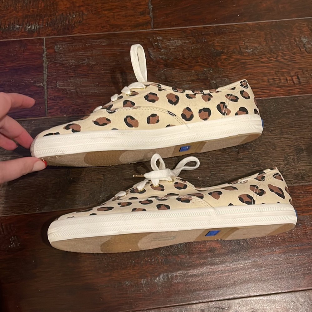 Nwot Adorable Leopard Print Keds - image 3